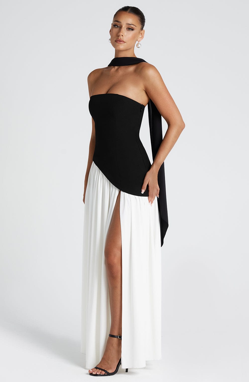 ELARA Maxi Dress - LidaPlace